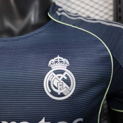 Replica Maglia Real Madrid Away 25/26 versione Player