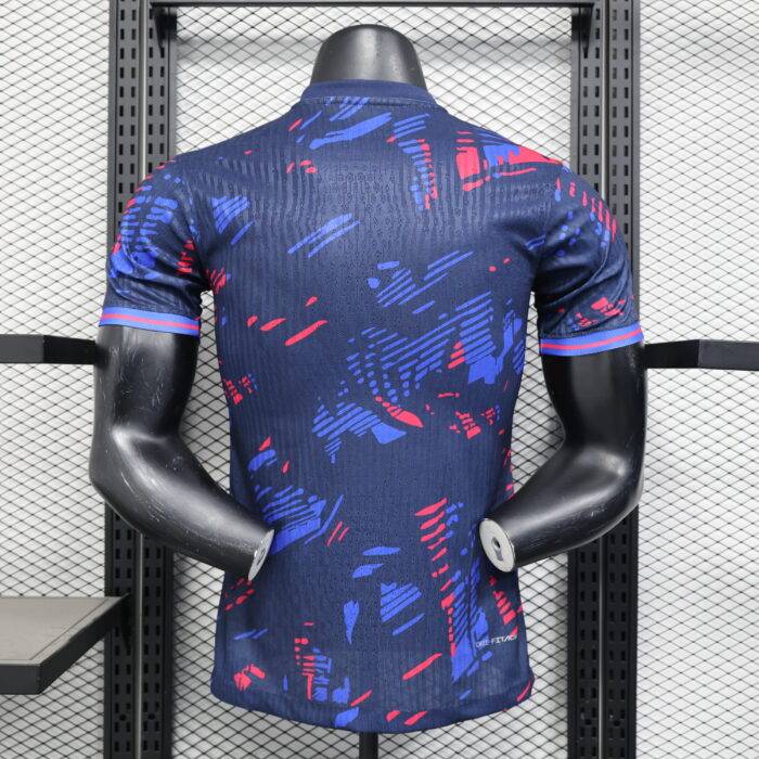 Replica maglia Barcelona Special Edition 25/26: edizione limitata, qualità professionale e prezzo conveniente.